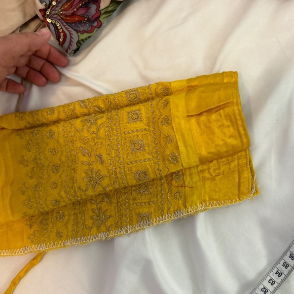 Yellowish Golden Lengha for sale - Picture 7 of 7